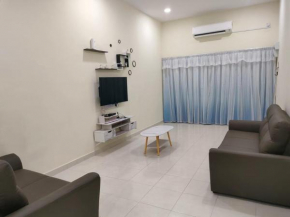 My Homestay Sitiawan - Astronaut Space House 8 Pax